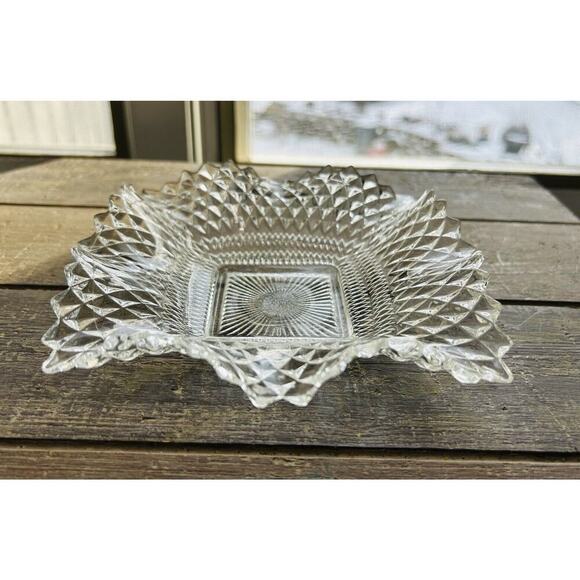 Indiana Glass Clear Depression Glass Square Ruffled Diamond Point 7" Dish Vintag - Picture 1 of 15